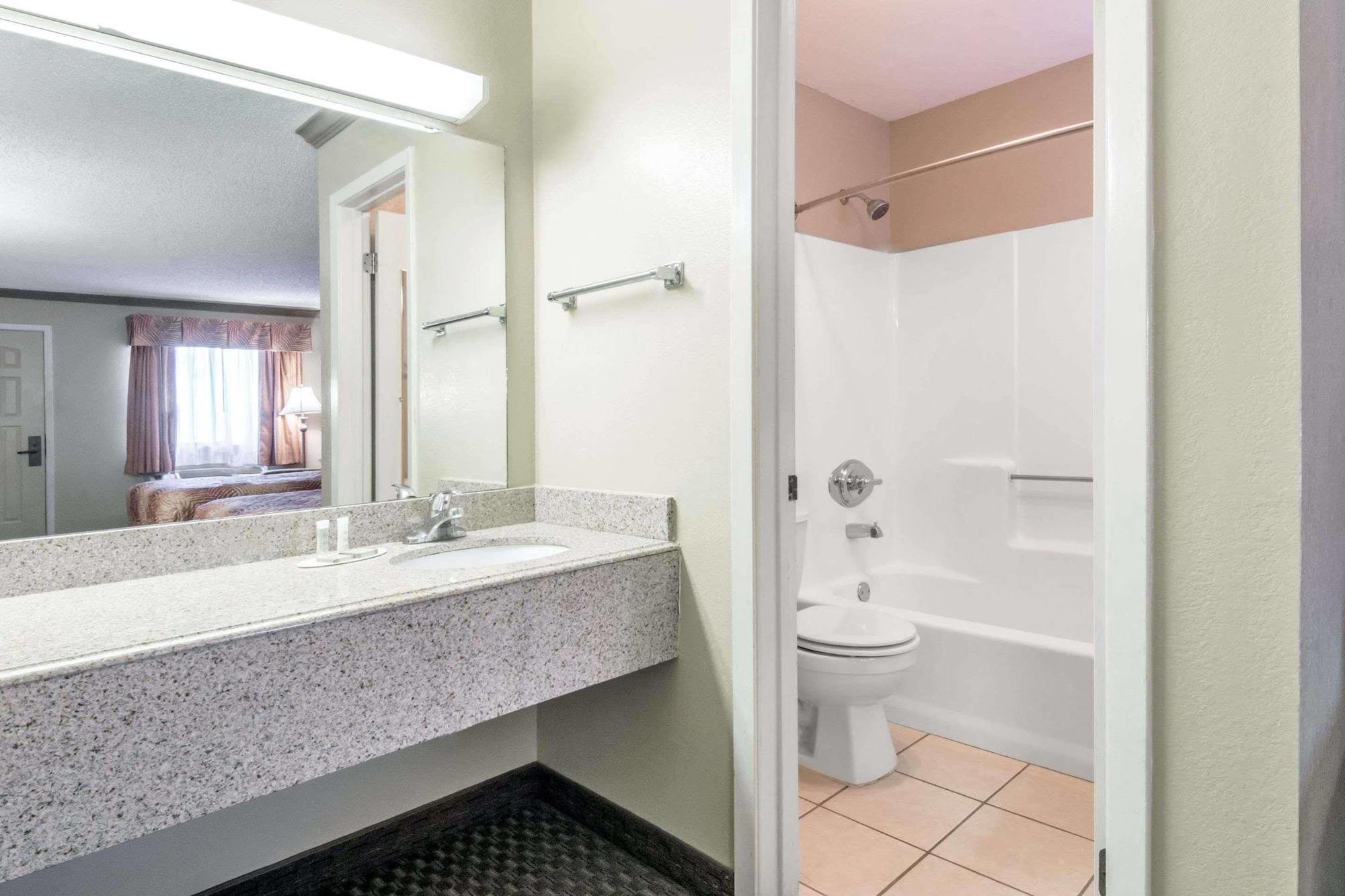 Hill Country Inn And Suite Copperas Cove 外观 照片